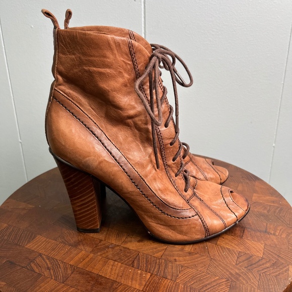 Sam Edelman Venice Brown Leather Peep Toe Lace Up Booties Size 8M - Picture 1 of 8